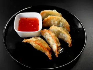 Pierożki warzywno - mięsne 5 szt