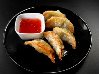 Pierożki warzywno - mięsne 5 szt