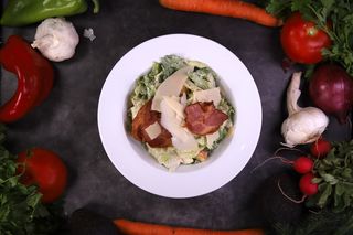 Салата Цезар с пиле (300г)