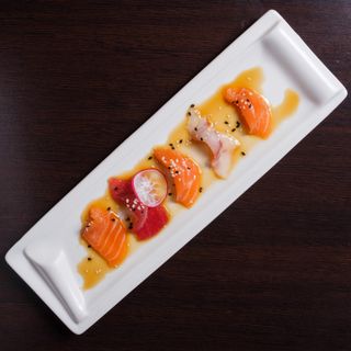 30. Carpaccio Misto: salmone, tonno e branzino