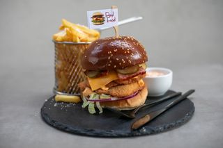 Crispy bacon ( cartofi + sos)