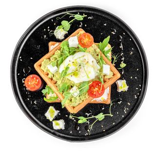 Бельгійські вафлі з гуакамоле (до 14:00)