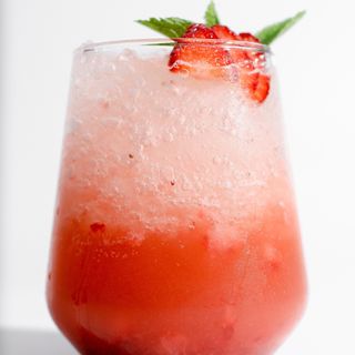 Клубничный мохито (350 мл)