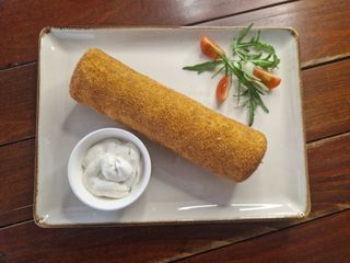 Pohovana palačinka sa dimljenim pilećim prsima