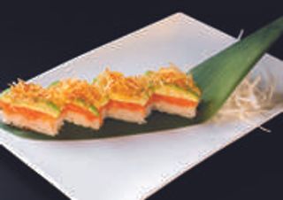 128 Sushi club roll 4 pezzi