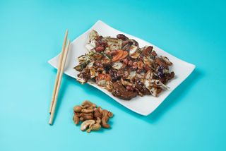 Teletina sa indijskim orahom