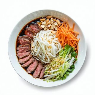 Bun Nam Bo z wołowiną