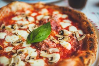 Pizza salsiccia e funghi XL