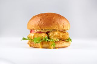 Бургер Голден Чіка (320/100/40г)