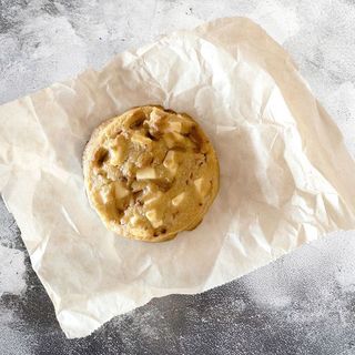 Cookie Dough Raspberry White Chocolate