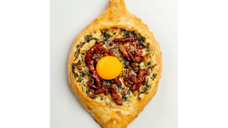 Adżarskie ze szpinakiem