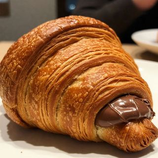 Nuetella Croissant