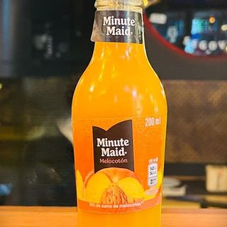 * ZUMO DE MELOCOTON