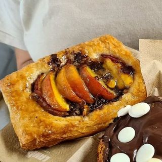 Croissant piemontese