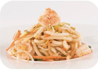 Spaghetti saltati con frutti di mare
