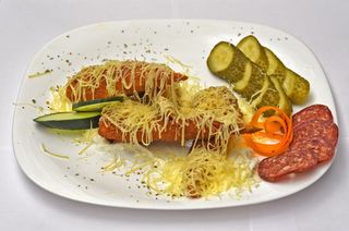 Slane palačinke sa goveđim kulenom