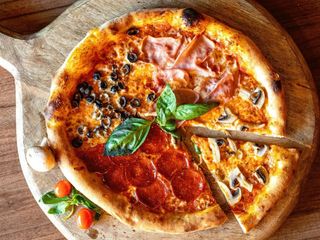 Pizza Quattro Stagioni