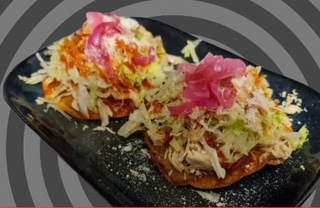 Tostadas De Pollo (2 Uds.)