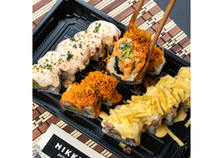 URAMAKI BOX 15 PIEZAS