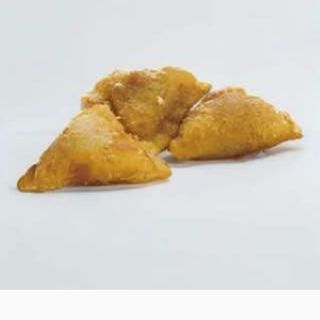 TRIANGULO DE CURRY (4UDS)