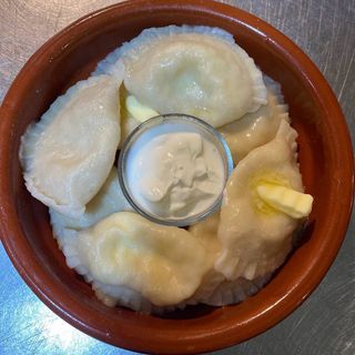 Vareniki (Masa con queso hervido)