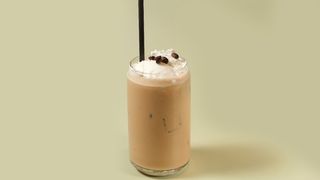 ცივი ყავა ნაყინით