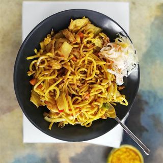 Spaghetti z wieprzowiną