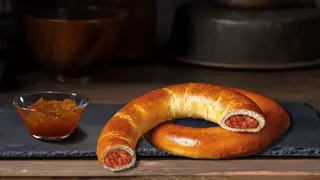 BAJGIEL Z NADZIENIEM JABŁKOWO - CYNAMONOWYM