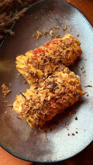 Кукурудза гриль з сирним соусом