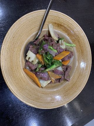 Ternera con curry verde