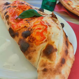 Pizza Calzone Pulcinella