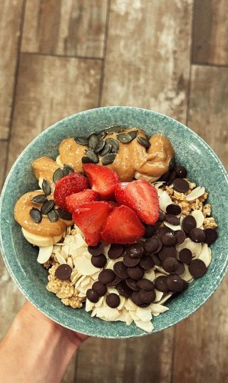 Yogurt bowl
