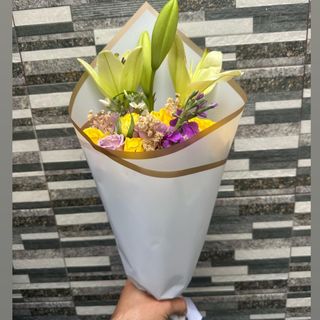 Petit bouquet lys 
