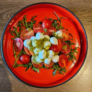 Salata Caprese