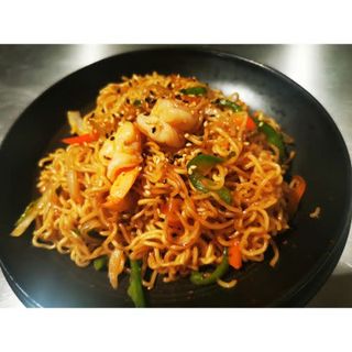 150. Yakisoba Con Gambas