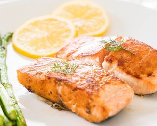 Salmón a la parilla 