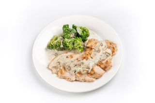 Куриное филе с брокколи