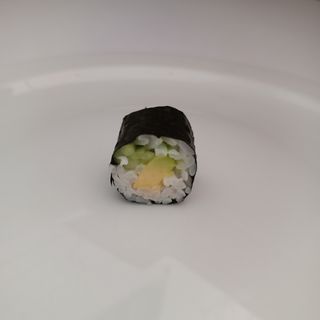 49. Maki Vegetal Aguacate Y Pepino (8 Pzs.)