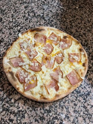 Pizza Carbonara (32 Cm.)