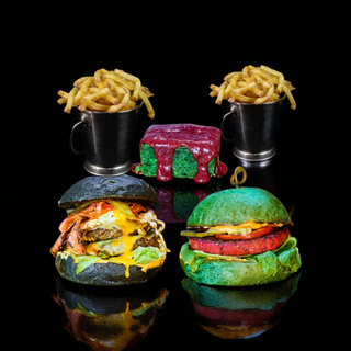 Sweet Combo: 2 Burgers 2 Potatoes 1 Dessert