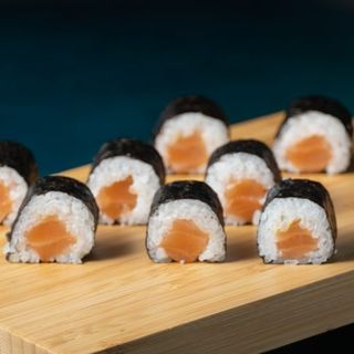 Maki Salmón (8 Pza.)