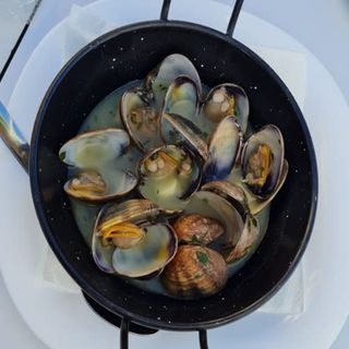 Almejas A La Marinera
