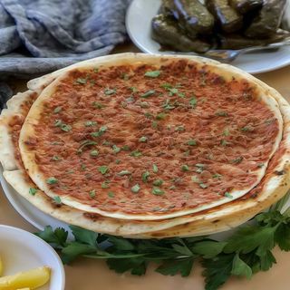 Pizza Lawasa De Carne