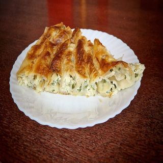 Pita sa sirom i zeljem