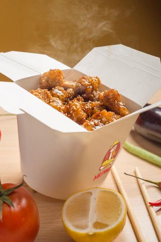 Рис с курицей в кисло-сладком соусе  (400 гр.)