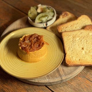  Fasole bătută ardelenească cu murături