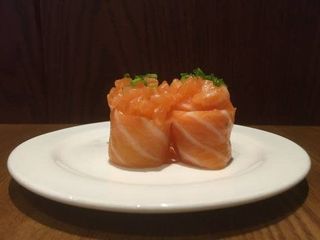 Gunkan de Atum (4 Peças)