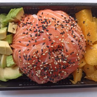 Salmón Chirashi