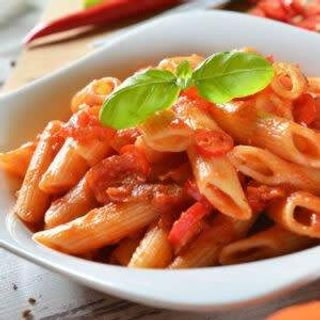Penne mezze Arrabbiata