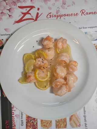 209. Gamberetti con salsa di limone